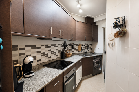 Apartment for sale in Torrevieja, Alicante, Spain 3 bedrooms, 96 sq.m. No. 195245 - photo 10