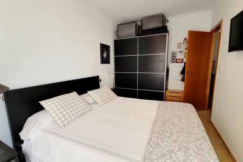 Apartment for sale in Torrevieja, Alicante, Spain 3 bedrooms, 96 sq.m. No. 195245 - photo 15