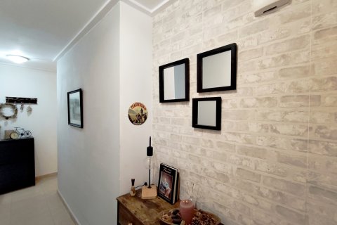 Apartment for sale in Torrevieja, Alicante, Spain 3 bedrooms, 96 sq.m. No. 195245 - photo 29