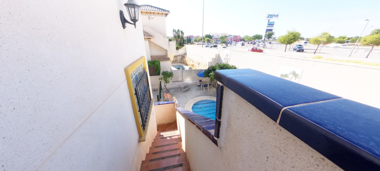 Villa a La Zenia, Alicante, Spagna 5 camere da letto, 178 mq. N° 195247