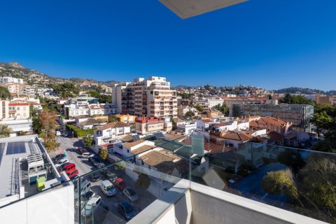 Apartment for sale Malaga, Spain 4 bedrooms, 156 sq.m. No. 107544 - photo 3