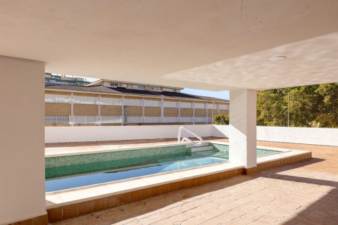 Apartment for sale Malaga, Spain 4 bedrooms, 156 sq.m. No. 107544 - photo 6