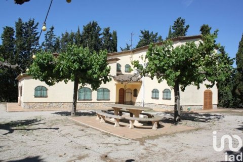 Māja Riudoms, Tarragona, Spānijā 8 istabas, 1052 m2 Nr. 154192