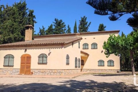 Dom w Riudoms, Tarragona, Hiszpania 8 sypialni, 1052 mkw. nr 154192 – zdjęcie 3