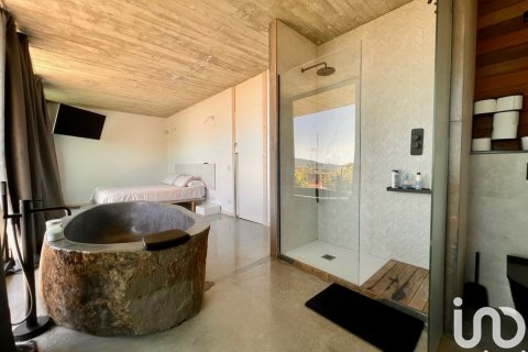 Dom w Cabrils, Barcelona, Hiszpania 6 sypialni, 1000 mkw. nr 154195 – zdjęcie 17