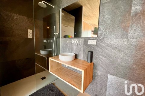 Dom w Cabrils, Barcelona, Hiszpania 6 sypialni, 1000 mkw. nr 154195 – zdjęcie 25