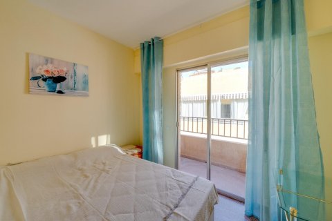 Продажа отеля в Аликанте, Испания 16 спален, 89м2 №116938 - фото 28