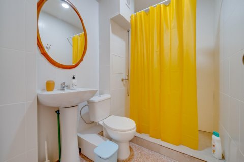Продажа отеля в Аликанте, Испания 16 спален, 89м2 №116938 - фото 24