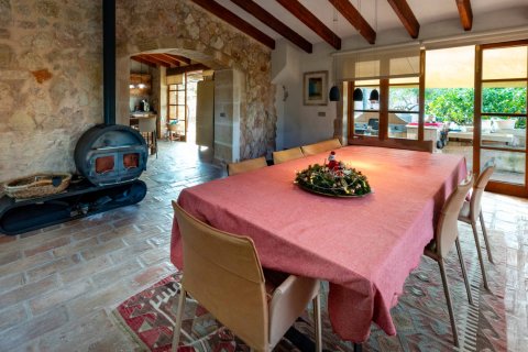 Finca zum Verkauf in Pollenca, Mallorca, Spanien 6 Schlafzimmer, 1307 m2 Nr. 147005 - Foto 3