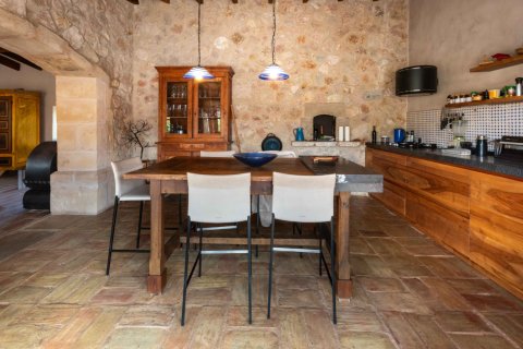 Finca zum Verkauf in Pollenca, Mallorca, Spanien 6 Schlafzimmer, 1307 m2 Nr. 147005 - Foto 4