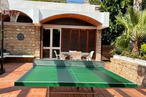 Māja pārdošanā L'Ametlla de Mar, Tarragona, Spānijā 5 istabas, 266 m2 Nr. 154185 - attēls 5