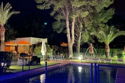 Māja pārdošanā L'Ametlla de Mar, Tarragona, Spānijā 5 istabas, 266 m2 Nr. 154185 - attēls 11