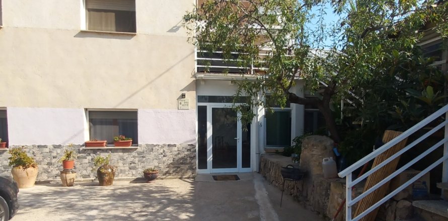 Коммерческая недвижимость в Тортоса, Таррагона, Испания 354м2 №153209