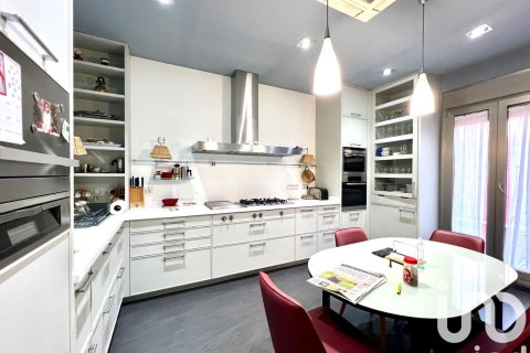 Продажа дома в Ампоста, Таррагона, Испания 6 спален, 551м2 №153206 - фото 27