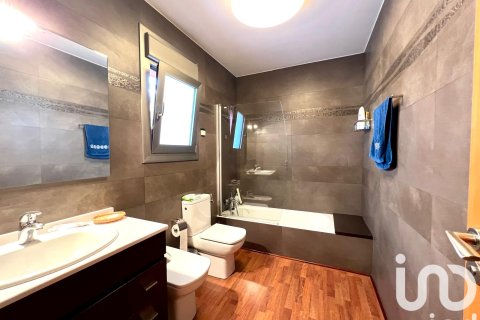 Продажа дома в Ампоста, Таррагона, Испания 6 спален, 551м2 №153206 - фото 28