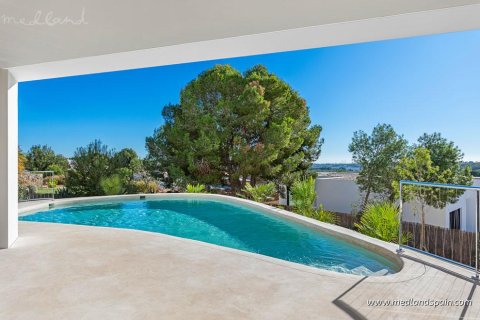 Villa till salu i Dehesa De Campoamor, Alicante, Spanien 3 sovrum, 208 kvm. Nr. 69731 - foto 6
