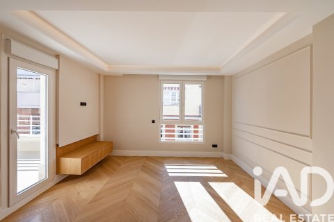 Wohnung zum Verkauf in Madrid, Spanien 2 Schlafzimmer, 117 m2 Nr. 188311 - Foto 12