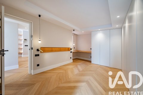 Wohnung zum Verkauf in Madrid, Spanien 2 Schlafzimmer, 117 m2 Nr. 188311 - Foto 23