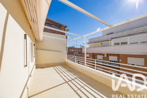 Wohnung zum Verkauf in Madrid, Spanien 2 Schlafzimmer, 117 m2 Nr. 188311 - Foto 1