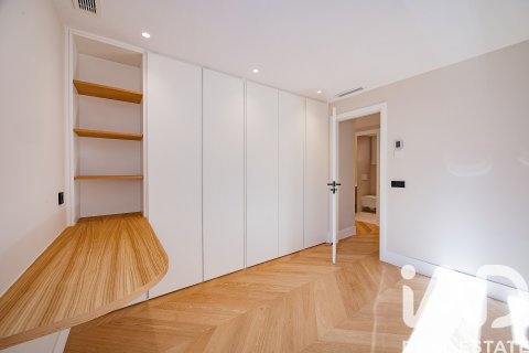 Wohnung zum Verkauf in Madrid, Spanien 2 Schlafzimmer, 117 m2 Nr. 188311 - Foto 17
