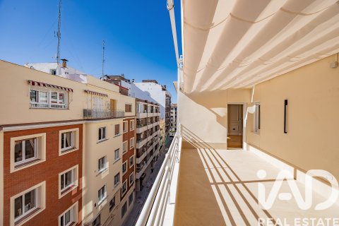 Wohnung zum Verkauf in Madrid, Spanien 2 Schlafzimmer, 117 m2 Nr. 188311 - Foto 15