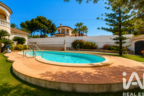 House zum Verkauf in El Vendrell, Tarragona, Spanien 3 Schlafzimmer, 299 m2 Nr. 188315 - Foto 4