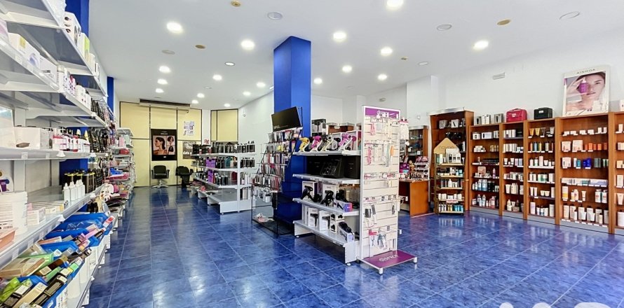 Lokal usługowy w Malaga, Hiszpania 7 sypialni, 790 mkw. nr 188317
