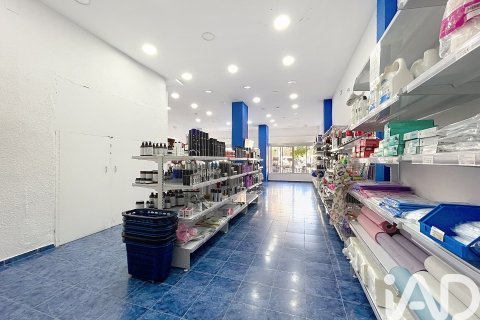 Lokal usługowy w Malaga, Hiszpania 7 sypialni, 790 mkw. nr 188317 – zdjęcie 5