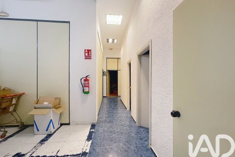 Lokal usługowy w Malaga, Hiszpania 7 sypialni, 790 mkw. nr 188317 – zdjęcie 8