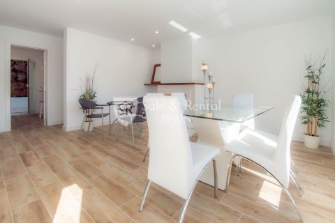 Apartament w Lloret de Mar, Girona, Hiszpania 3 sypialnie, 54 mkw. nr 166438 – zdjęcie 2