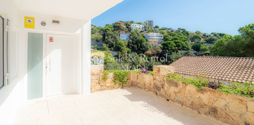 Apartament w Lloret de Mar, Girona, Hiszpania 3 sypialnie, 54 mkw. nr 166438