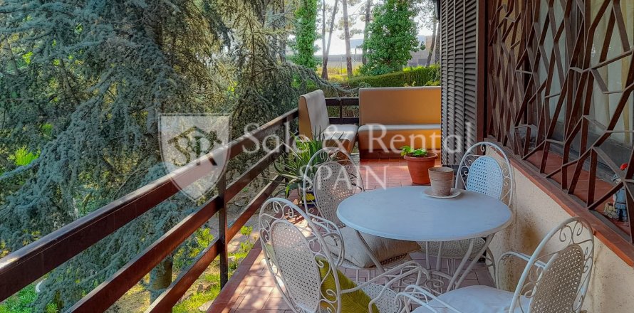 Casa a Lloret de Mar, Girona, Spagna 4 camere da letto, 260 mq. N° 166433