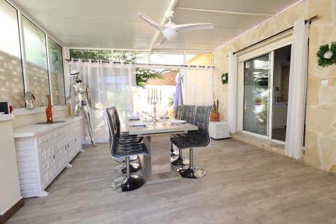 Villa zum Verkauf in Cabo Roig, Alicante, Spanien 4 Schlafzimmer, 129 m2 Nr. 146051 - Foto 11