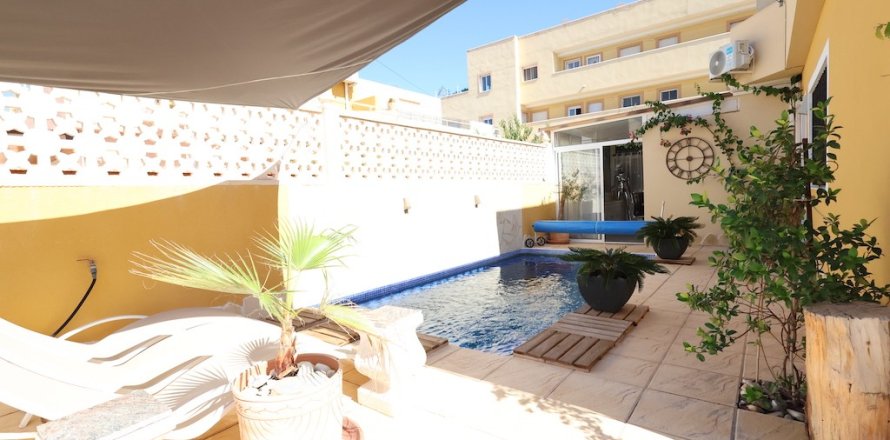 Villa in Cabo Roig, Alicante, Spanien 4 Schlafzimmer, 129 m2 Nr. 146051