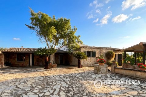 Finca for rent in Sencelles, Mallorca, Spain 3 bedrooms, 130 sq.m. No. 191959 - photo 2