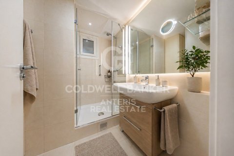 Apartment à vendre à Barcelona, Espagne, 2 chambres, 121 m2 No. 178702 - photo 28