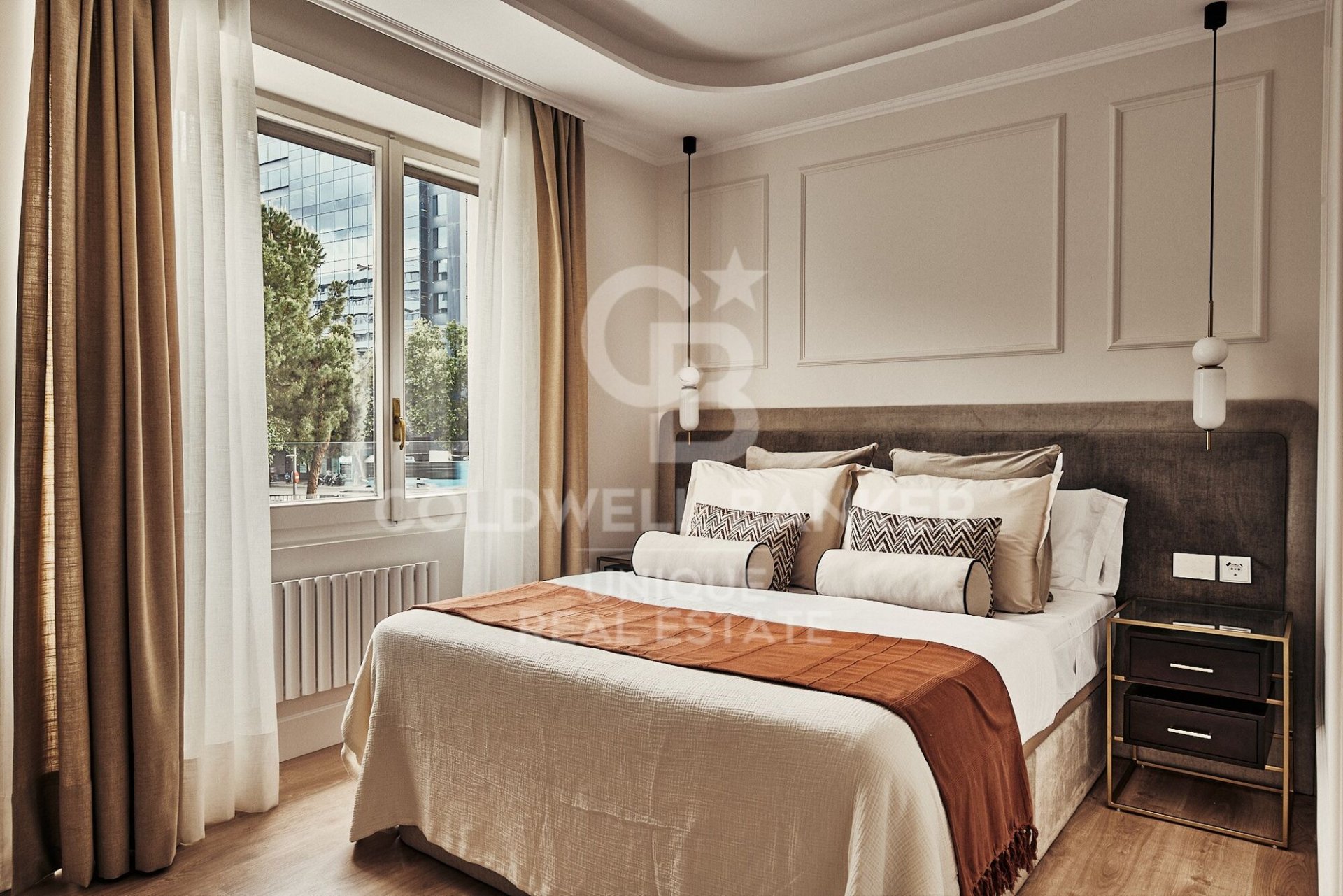 Dzīvoklis Madrid, Spānijā 5 istabas, 315 m2 Nr. 178697