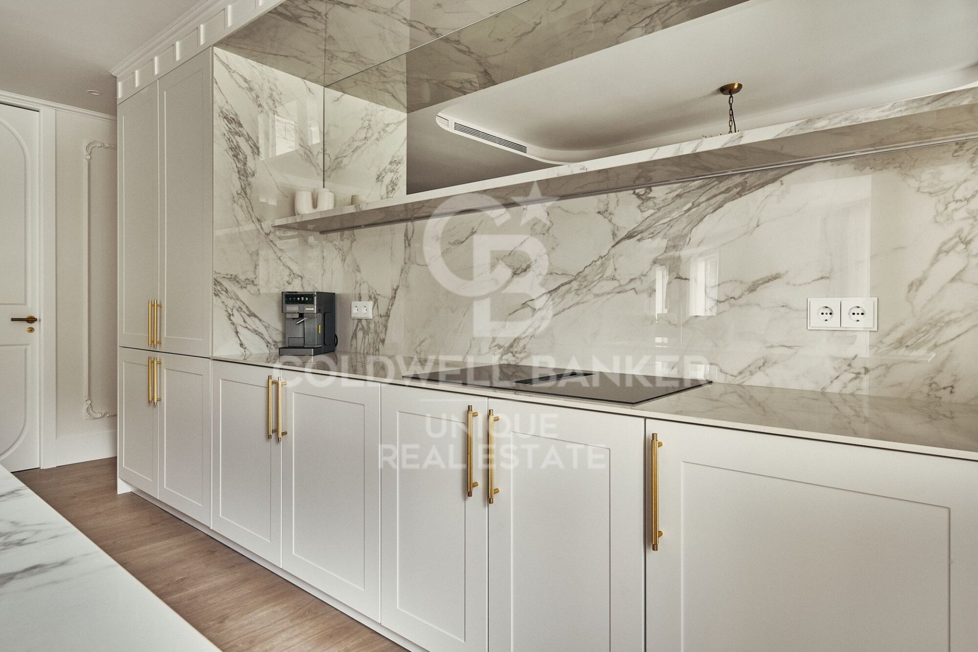 Dzīvoklis Madrid, Spānijā 5 istabas, 315 m2 Nr. 178697