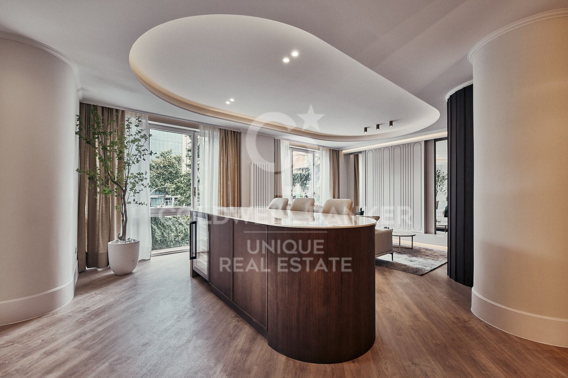 Dzīvoklis Madrid, Spānijā 5 istabas, 315 m2 Nr. 178697