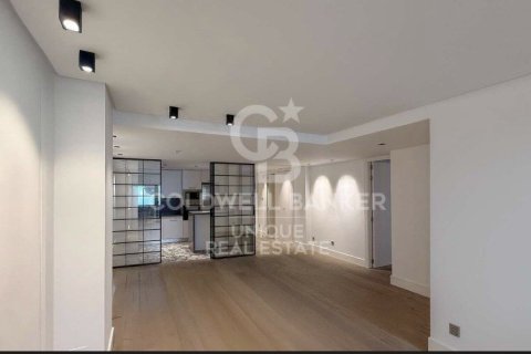 Apartment à Madrid, Espagne 2 chambres, 136 m2 No. 178699