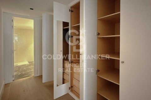Apartment à vendre à Madrid, Espagne, 2 chambres, 136 m2 No. 178699 - photo 2