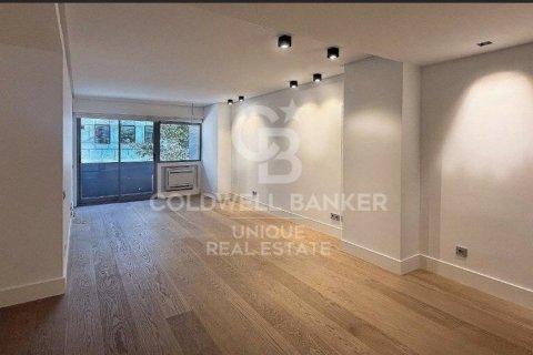 Apartment à vendre à Madrid, Espagne, 2 chambres, 136 m2 No. 178699 - photo 3