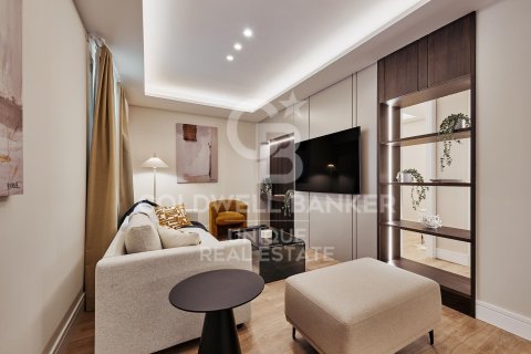 Apartment à Madrid, Espagne 3 chambres, 166 m2 No. 178700