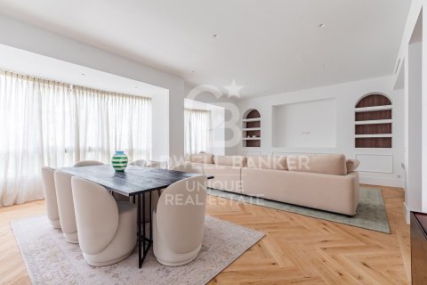 Apartment à vendre à Madrid, Espagne, 4 chambres, 304 m2 No. 178703 - photo 6