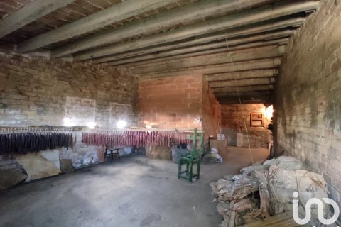 House for sale in Castellvi de la Marca, Barcelona, Spain 206 sq.m. No. 185981 - photo 12