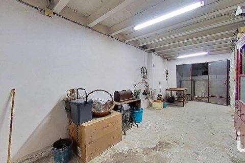 Casa in vendita a Lleida, Spagna 7 camere da letto, 447 mq. N° 185980 - foto 26