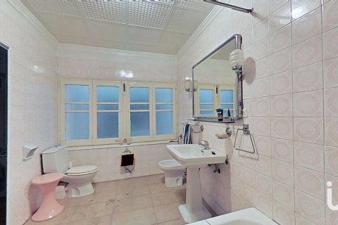 Casa in vendita a Lleida, Spagna 7 camere da letto, 447 mq. N° 185980 - foto 12