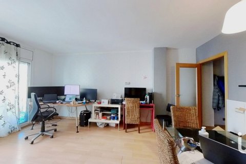 Apartment for sale in El Vendrell, Tarragona, Spain 3 bedrooms, 95 sq.m. No. 185978 - photo 3