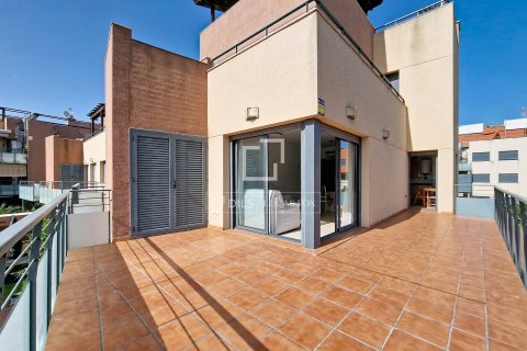 Apartamento en venta en Cubelles, Barcelona, España 4 dormitorios, 119 m2 No. 192570 - foto 2