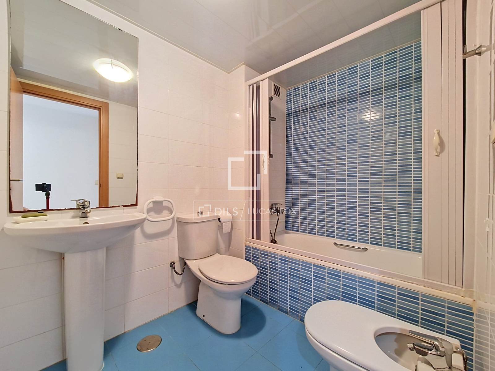 Apartament w Cubelles, Barcelona, Hiszpania 4 sypialnie, 119 mkw. nr 192570
